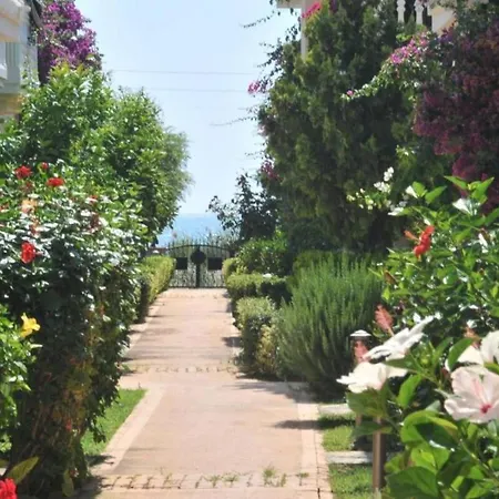Min 1 Month Calis In Seafront Estate * Φετιγιέ
