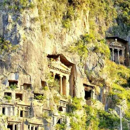 Min 1 Month Calis In Seafront Estate Φετιγιέ